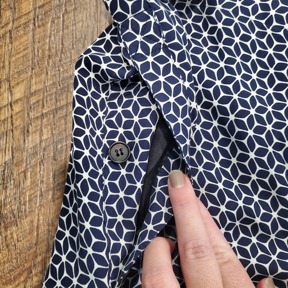 Theory Brilda Geometric Printed Pants Wide Leg Blue White Silk Button Slit 2 New - Picture 10 of 13